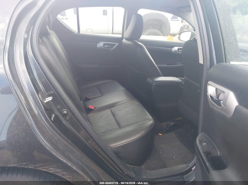 2011 Lexus Ct 200h VIN JTHKD5BH6B2032860 IAAI salvage auction — NORMAL WEAR, Clear-Endorsement (Wisconsin), sold $1,825 on 2026-07-09 (photo 8)