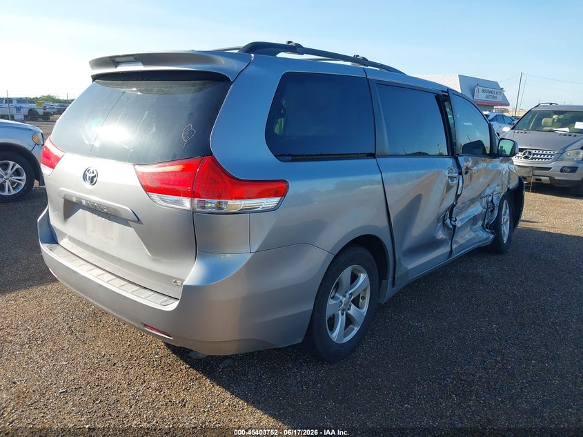 2013 Toyota Sienna VIN 5TDKK3DC3DS366630 IAAI salvage auction — RIGHT SIDE, Salvage (Texas), sold $2,300 on 2026-07-21 (photo 4)