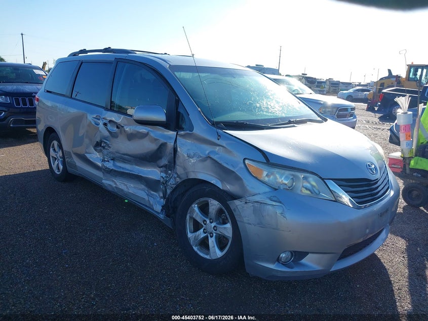 2013 Toyota Sienna VIN 5TDKK3DC3DS366630 IAAI salvage auction — RIGHT SIDE, Salvage (Texas), sold $2,300 on 2026-07-21 (photo 6)