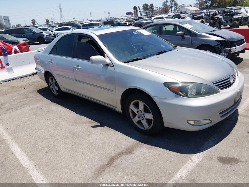 2003 Toyota Camry VIN 4T1BF32K03U058769 IAAI salvage auction — NORMAL WEAR, Clear - Dealer Only (California), sold $550 on 2026-07-09 (photo 1)