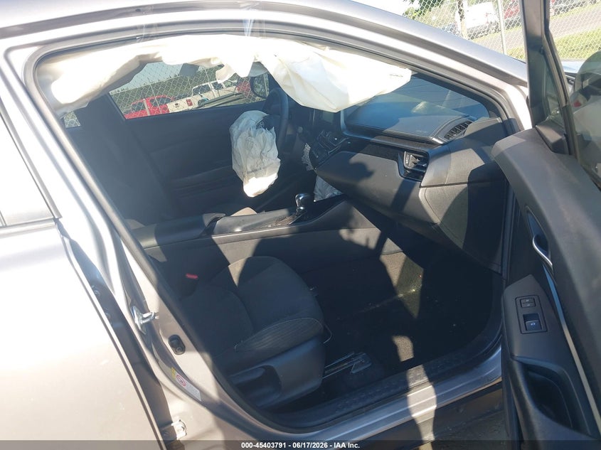 2018 Toyota C-hr VIN NMTKHMBX5JR039862 IAAI salvage auction — RIGHT FRONT, Salvage (Virginia), sold $2,900 on 2026-07-28 (photo 5)