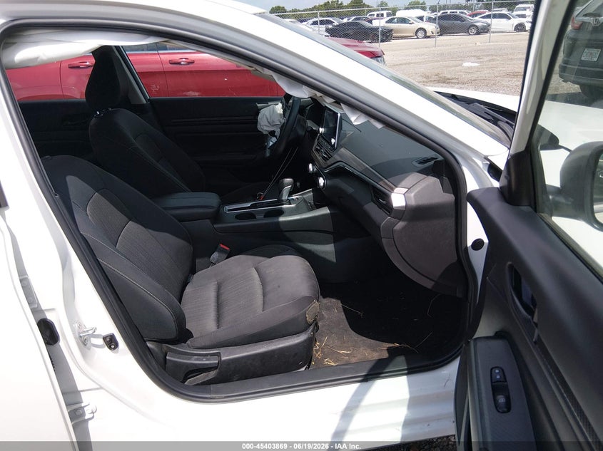 2026 Nissan Altima VIN 1N4BL4DV3TN315904 IAAI salvage auction — FRONT END, Salvage Title, sold $7,200 on 2026-07-29 (photo 5)