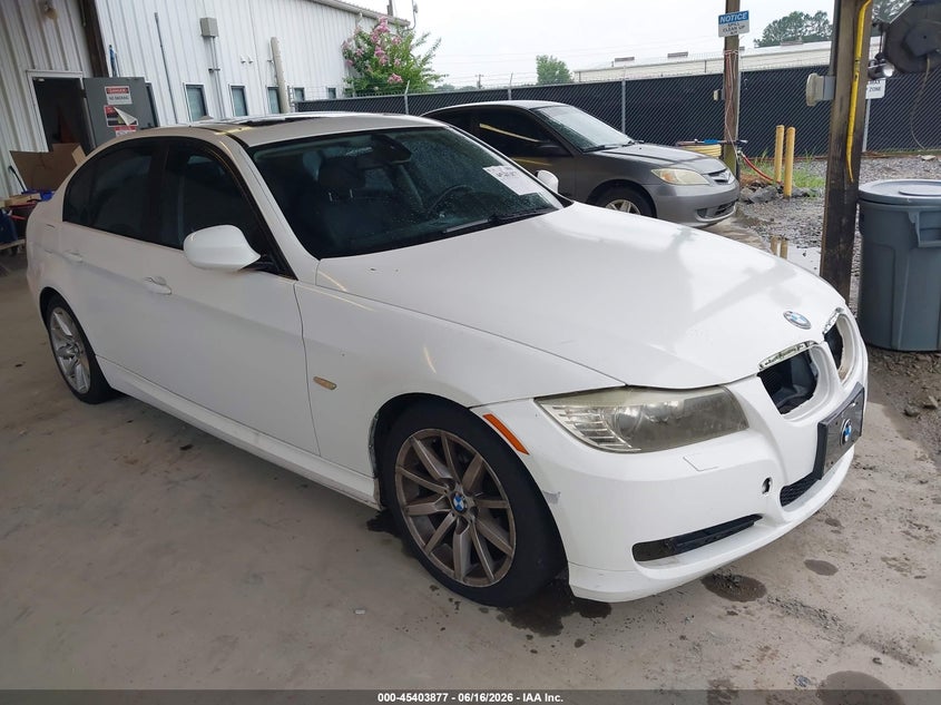 2009 BMW 3 series VIN WBAPH775X9NM31251 IAAI salvage auction — RIGHT REAR, Repossession Paperwork (Georgia), sold $350 on 2026-07-20 (photo 1)