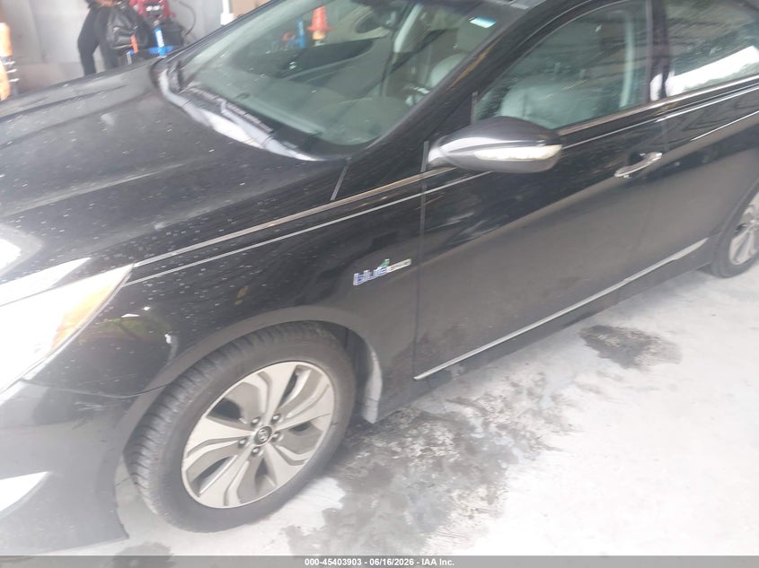 2014 Hyundai Sonata hybrid VIN KMHEC4A44EA109712 IAAI salvage auction — NORMAL WEAR, Repossession Paperwork (Georgia), sold $275 on 2026-07-22 (photo 2)