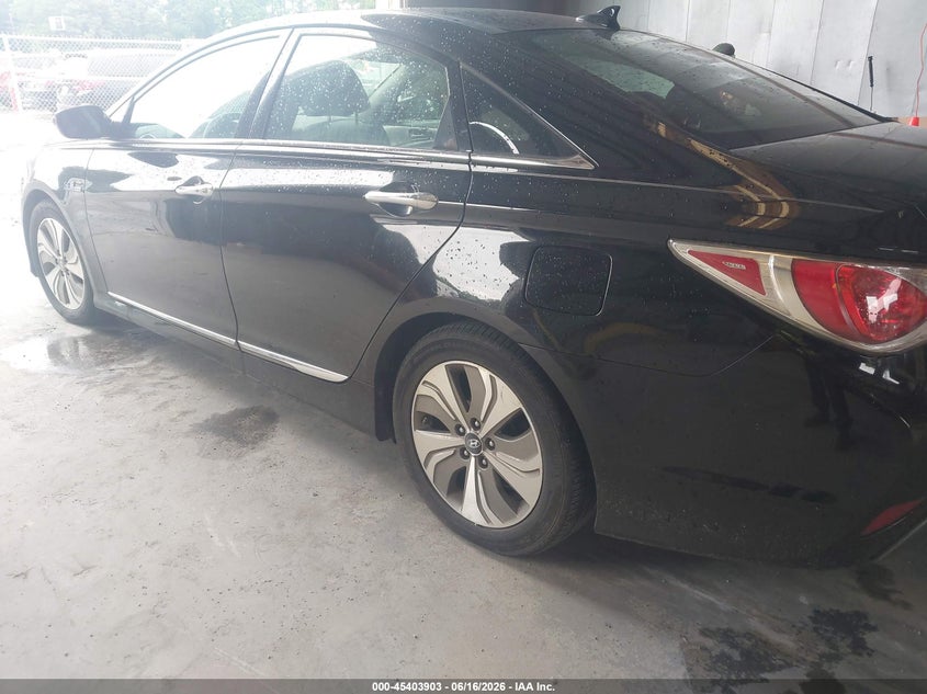 2014 Hyundai Sonata hybrid VIN KMHEC4A44EA109712 IAAI salvage auction — NORMAL WEAR, Repossession Paperwork (Georgia), sold $275 on 2026-07-22 (photo 3)