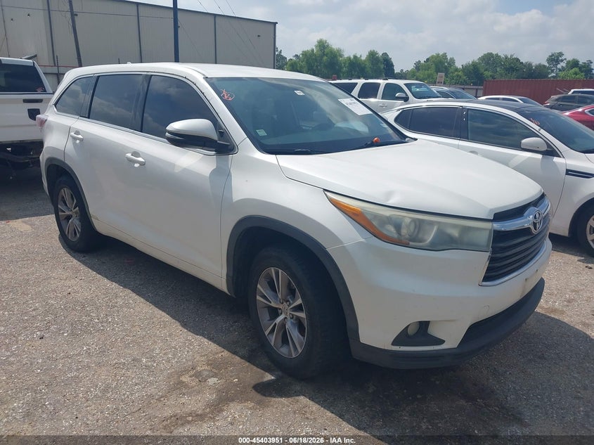 2015 Toyota Highlander VIN 5TDZKRFH1FS055534 IAAI salvage auction — Unknown, Original (Texas), sold $4,150 on 2026-07-09 (photo 1)
