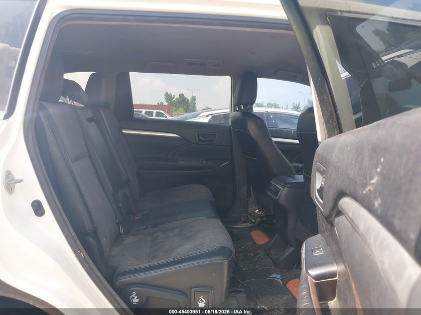 2015 Toyota Highlander VIN 5TDZKRFH1FS055534 IAAI salvage auction — Unknown, Original (Texas), sold $4,150 on 2026-07-09 (photo 8)
