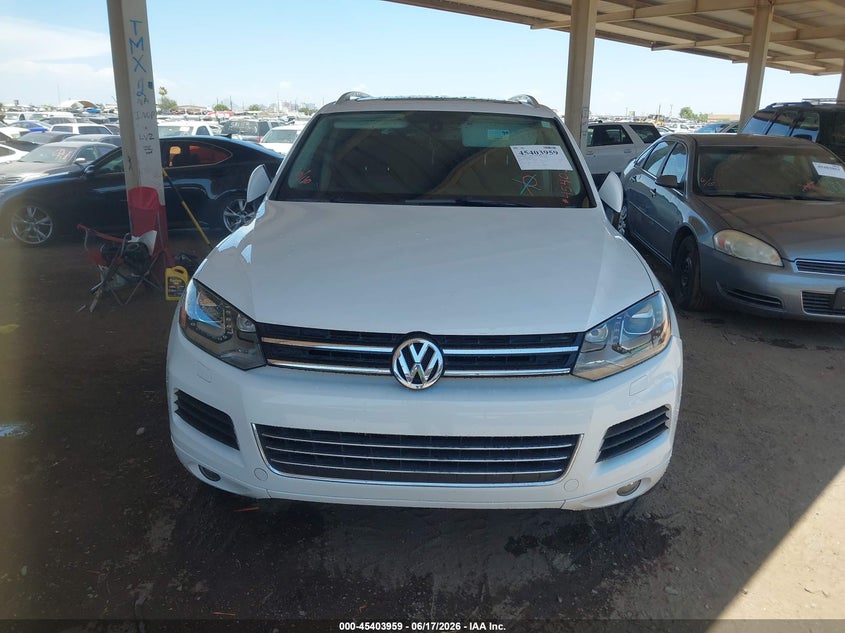 2013 Volkswagen Touareg VIN WVGEF9BP6DD011520 IAAI salvage auction — FRONT END, Clear (Arizona), sold $1,150 on 2026-07-28 (photo 6)
