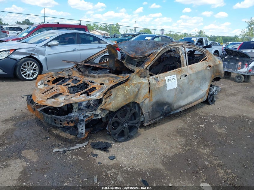 2020 Toyota Corolla VIN 5YFEPRAE1LP125860 IAAI salvage auction — FRONT END, Salvage (Ohio), sold $3,850 on 2026-07-09 (photo 2)