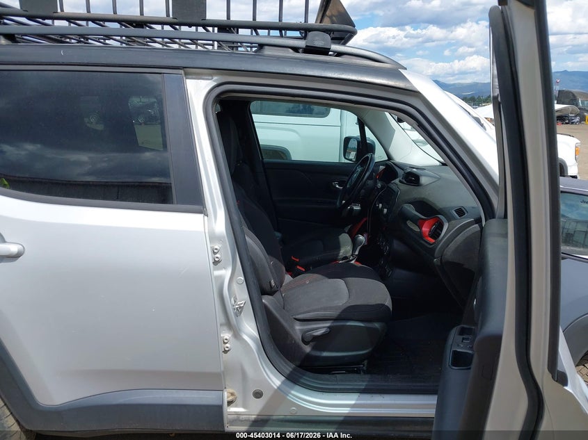 2016 Jeep Renegade VIN ZACCJBCT1GPD12862 IAAI salvage auction — REAR END, Salvage Title, sold $500 on 2026-07-28 (photo 5)