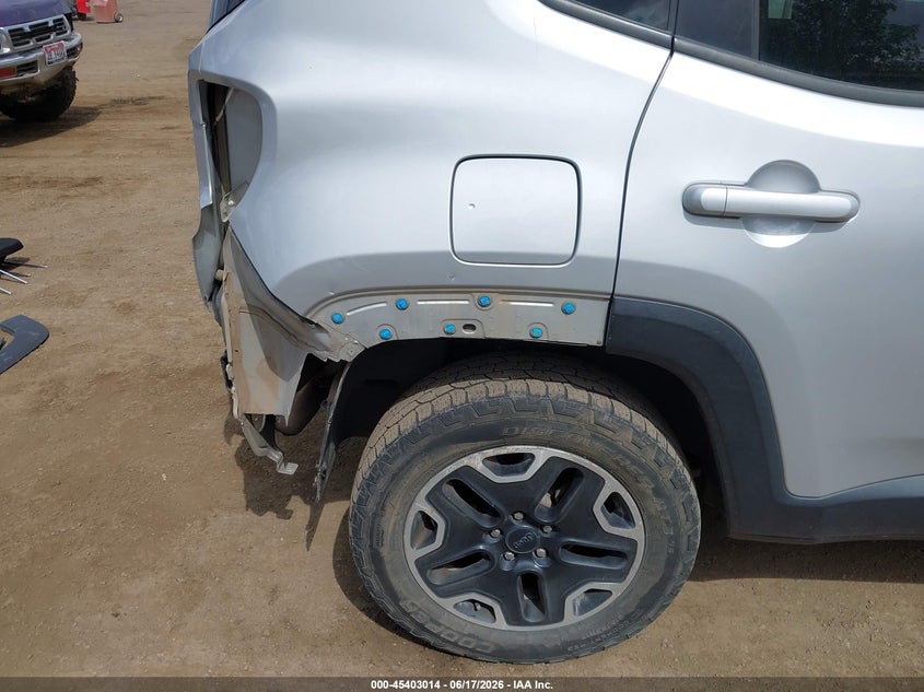 2016 Jeep Renegade VIN ZACCJBCT1GPD12862 IAAI salvage auction — REAR END, Salvage Title, sold $500 on 2026-07-28 (photo 6)