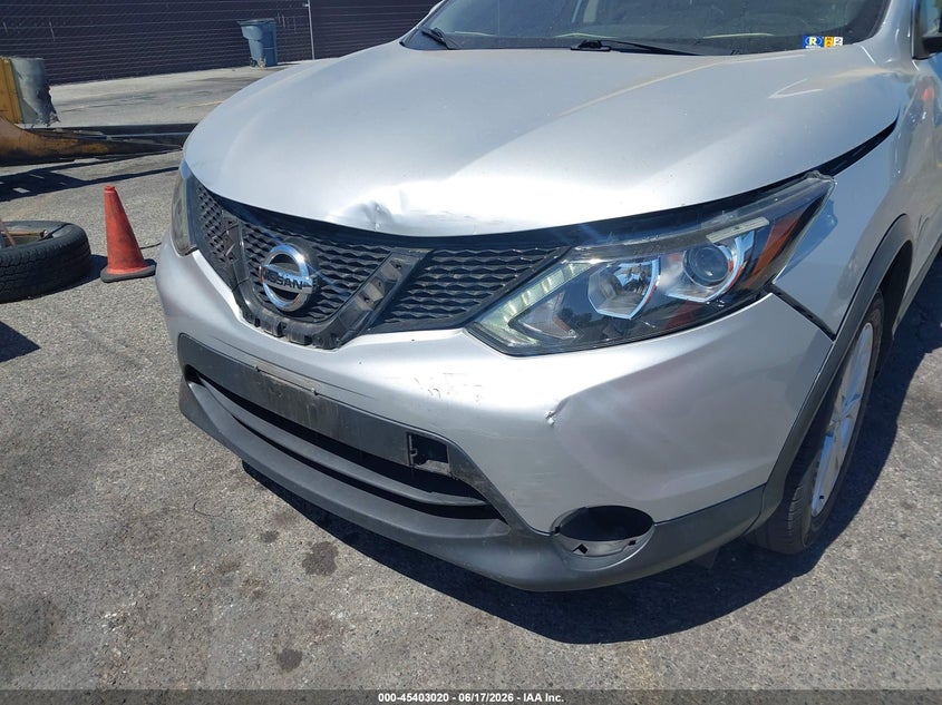 2018 Nissan VIN JN1BJ1CP9JW103911 IAAI salvage auction — FRONT & REAR, Salvage Title, sold $25 on 2026-07-29 (photo 6)