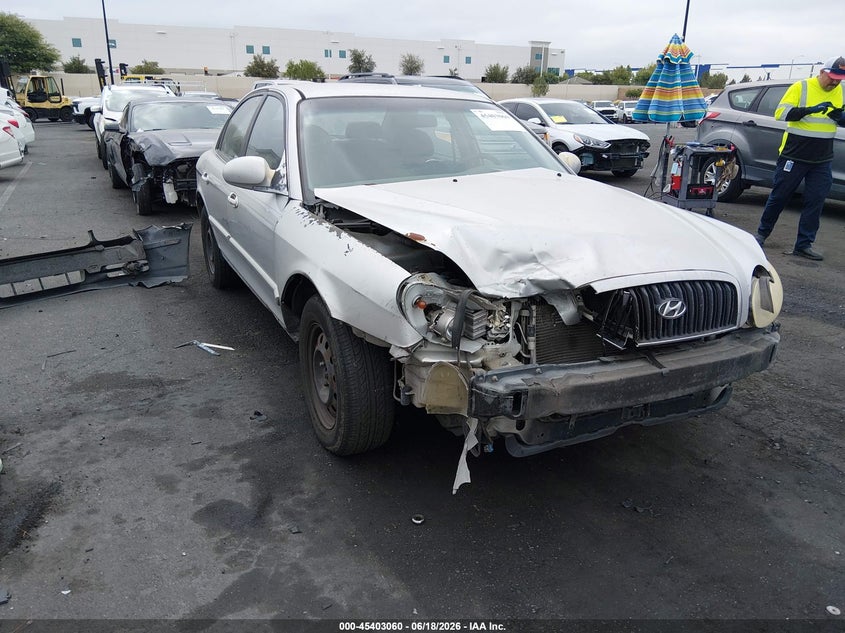 2005 Hyundai Sonata VIN KMHWF25H95A105166 IAAI salvage auction — RIGHT FRONT, Salvage Certificate (California), sold $250 on 2026-07-10 (photo 1)
