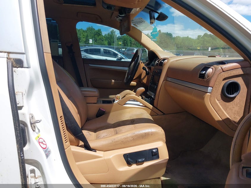 2009 Porsche Cayenne VIN WP1AB29PX9LA41840 IAAI salvage auction — NORMAL WEAR, Clear (Massachusetts), sold $450 on 2026-07-16 (photo 5)