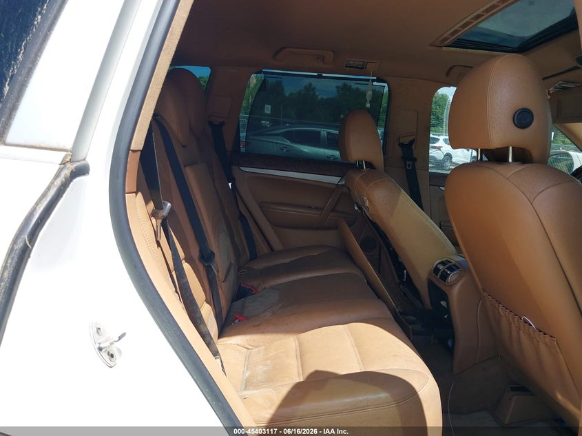 2009 Porsche Cayenne VIN WP1AB29PX9LA41840 IAAI salvage auction — NORMAL WEAR, Clear (Massachusetts), sold $450 on 2026-07-16 (photo 8)