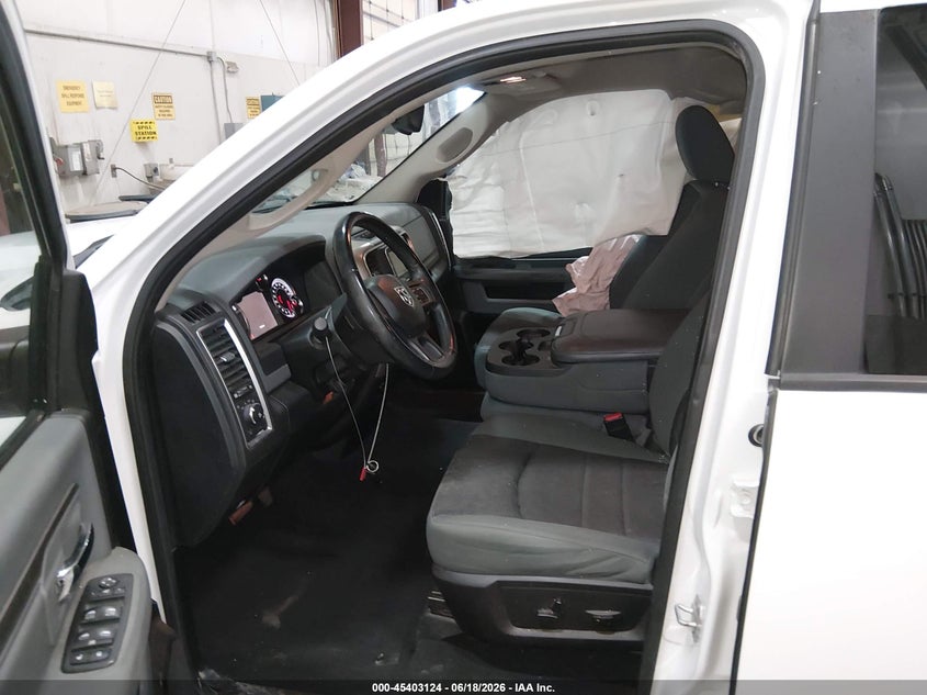 2014 Ram 1500 VIN 1C6RR7GG0ES119808 IAAI salvage auction — SIDE, Salvage Title, sold $4,050 on 2026-07-31 (photo 5)