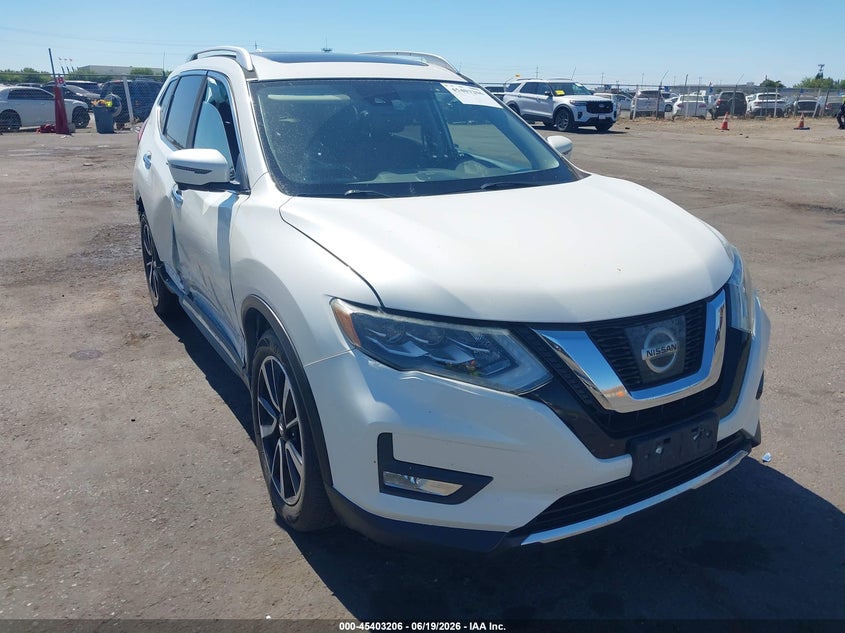 2017 Nissan Rogue VIN JN8AT2MT1HW383102 IAAI salvage auction — RIGHT SIDE, Salvage (California), sold $3,100 on 2026-07-29 (photo 1)