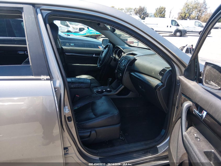 2011 Kia Sorento VIN 5XYKU3A11BG001306 IAAI salvage auction — NORMAL WEAR, Duplicate Paperwork (California), sold $600 on 2026-07-09 (photo 5)