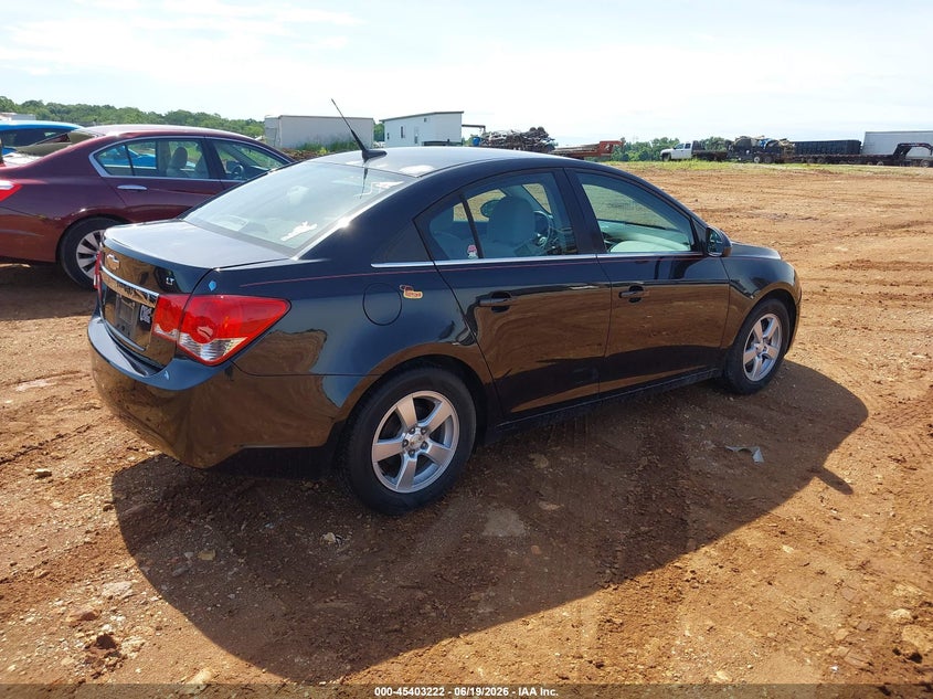 2014 Chevrolet Cruze VIN 1G1PC5SB7E7388031 IAAI salvage auction — REAR END, Salvage (Missouri), sold $1,200 on 2026-08-23 (photo 4)