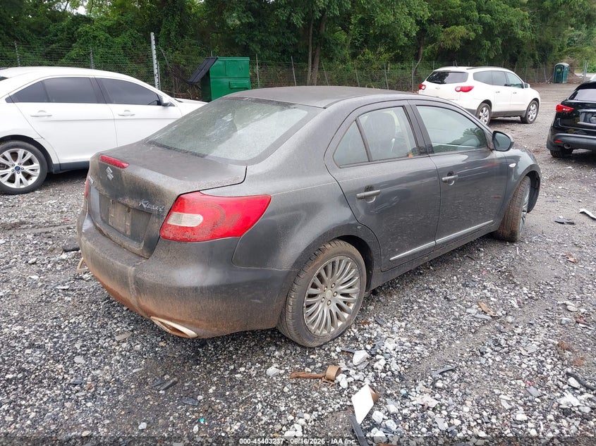 2010 Suzuki Kizashi VIN JS2RE9A59A6100643 IAAI salvage auction — NORMAL WEAR, Clear (Georgia), sold $25 on 2026-07-10 (photo 4)