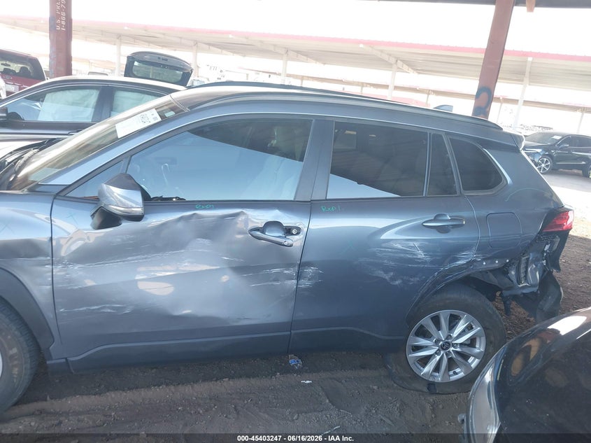 2023 Toyota Corolla cross VIN 7MUCAAAGXPV041616 IAAI salvage auction — LEFT SIDE, Salvage (Arizona), sold $6,700 on 2026-07-28 (photo 6)