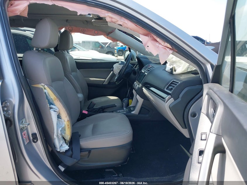 2017 Subaru Forester VIN JF2SJARC7HH421673 IAAI salvage auction — FRONT END, Salvage (Texas), sold $350 on 2026-07-30 (photo 5)
