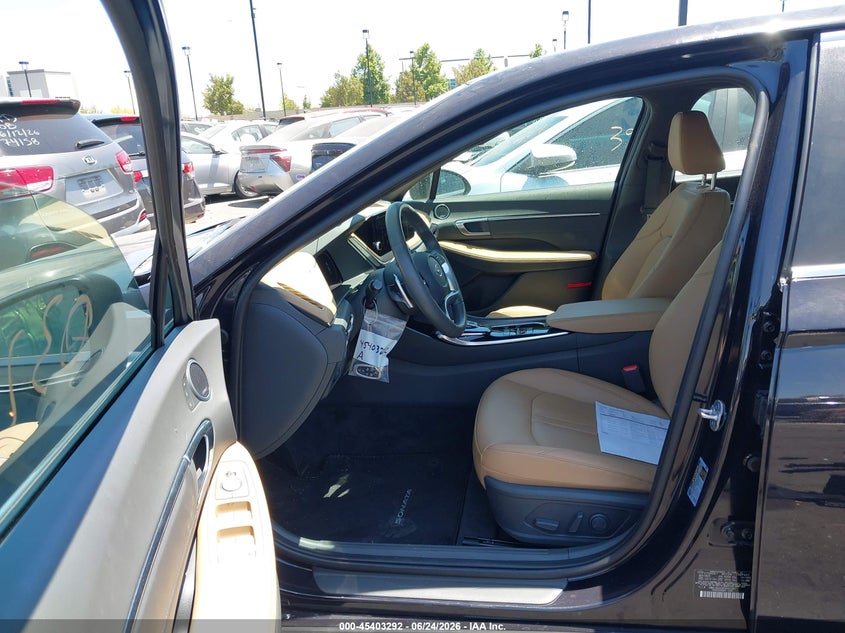 2023 Hyundai Sonata VIN KMHL34J24PA341087 IAAI salvage auction — FRONT & REAR, Salvage Title, sold $6,600 on 2026-07-12 (photo 5)