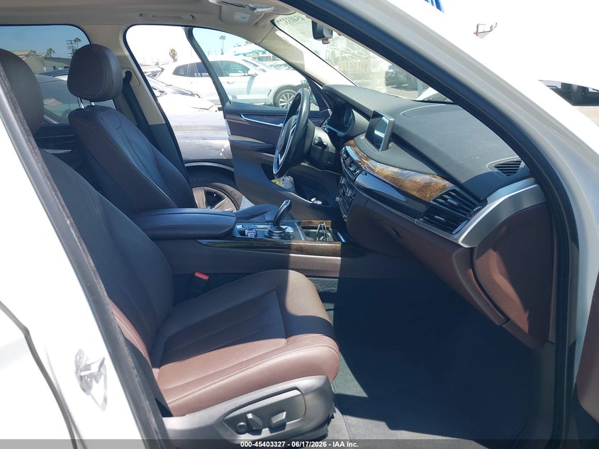 2015 BMW X5 VIN 5UXKR2C51F0H40961 IAAI salvage auction — RIGHT FRONT, Salvage Title, sold $3,000 on 2026-07-17 (photo 5)