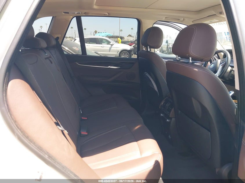 2015 BMW X5 VIN 5UXKR2C51F0H40961 IAAI salvage auction — RIGHT FRONT, Salvage Title, sold $3,000 on 2026-07-17 (photo 8)
