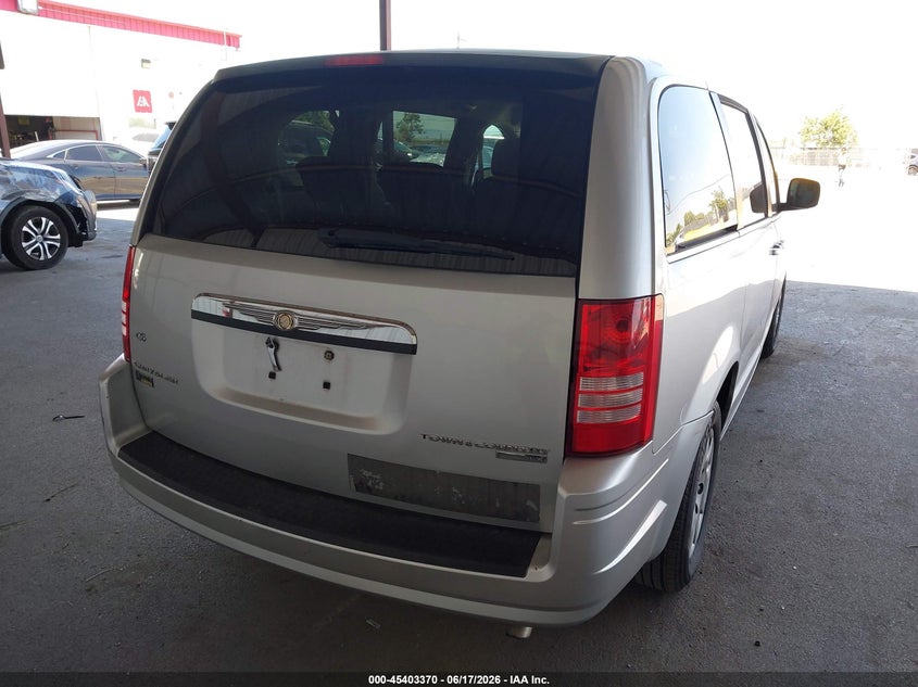 2009 Chrysler Town & country VIN 2A8HR44E39R514801 IAAI salvage auction — LEFT & RIGHT, Salvage (California), sold $850 on 2026-07-09 (photo 4)