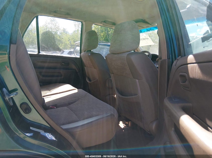 2002 Honda Cr-v VIN SHSRD78412U003529 IAAI salvage auction — NORMAL WEAR, Clear (Massachusetts), sold $300 on 2026-07-15 (photo 8)