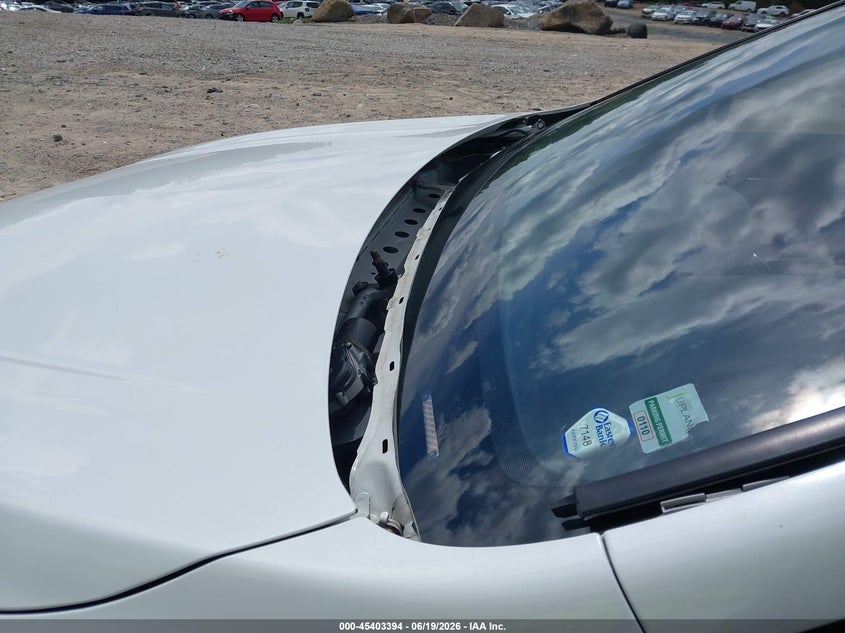 2017 Acura Tlx VIN 19UUB2F58HA004511 IAAI salvage auction — WATER/FLOOD, Salvage (Massachusetts), sold $3,050 on 2026-07-09 (photo 6)