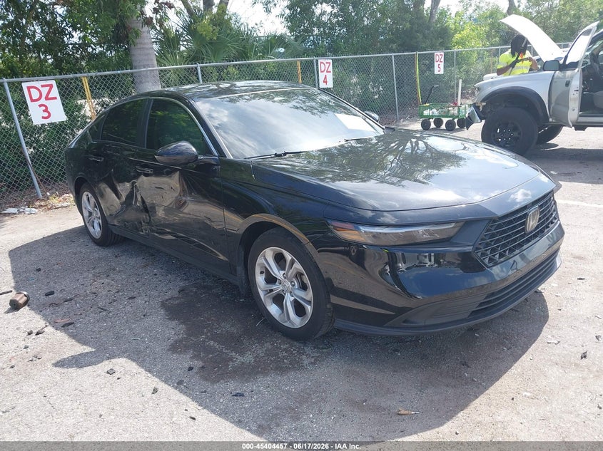 2025 Honda Accord VIN 1HGCY1F22SA044696 IAAI salvage auction — RIGHT SIDE, Salvage Title, sold $8,350 on 2026-07-27 (photo 1)