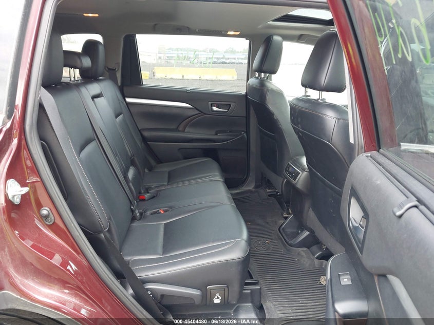 2019 Toyota Highlander VIN 5TDJZRFH7KS710718 IAAI salvage auction — FRONT END, Mv-907A (New York), sold $13,975 on 2026-07-07 (photo 8)