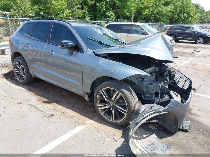 2020 Volvo Xc60 VIN YV4102DM1L1500452 IAAI salvage auction — BIOHAZARD/CHEMICAL, Salvage Title, sold $1,350 on 2026-08-13 (photo 1)