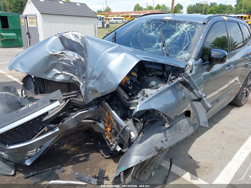 2020 Volvo Xc60 VIN YV4102DM1L1500452 IAAI salvage auction — BIOHAZARD/CHEMICAL, Salvage Title, sold $1,350 on 2026-08-13 (photo 6)