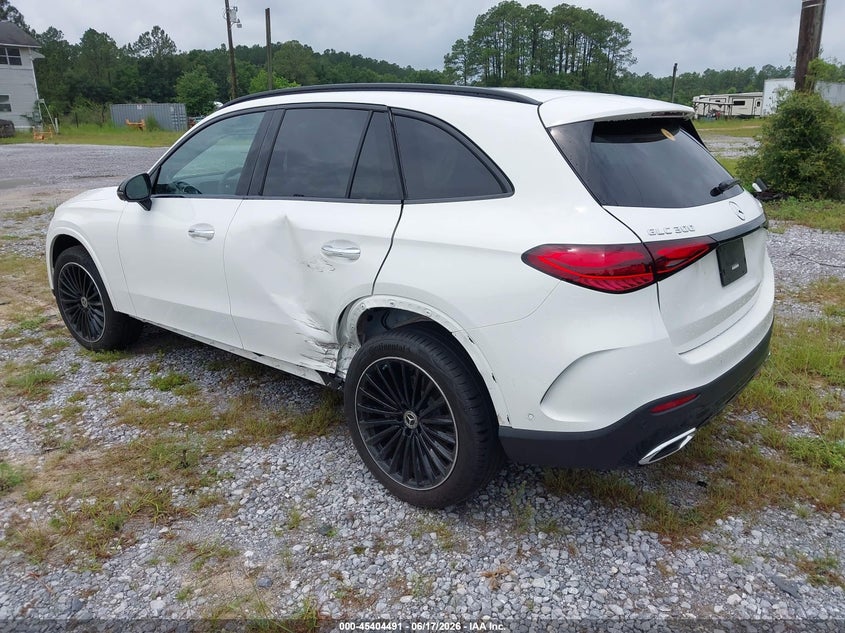 2026 Mercedes-benz Glc VIN W1NKM4GB4TF482090 IAAI salvage auction — LEFT SIDE, Rebuildable (Florida), sold $32,850 on 2026-07-13 (photo 3)