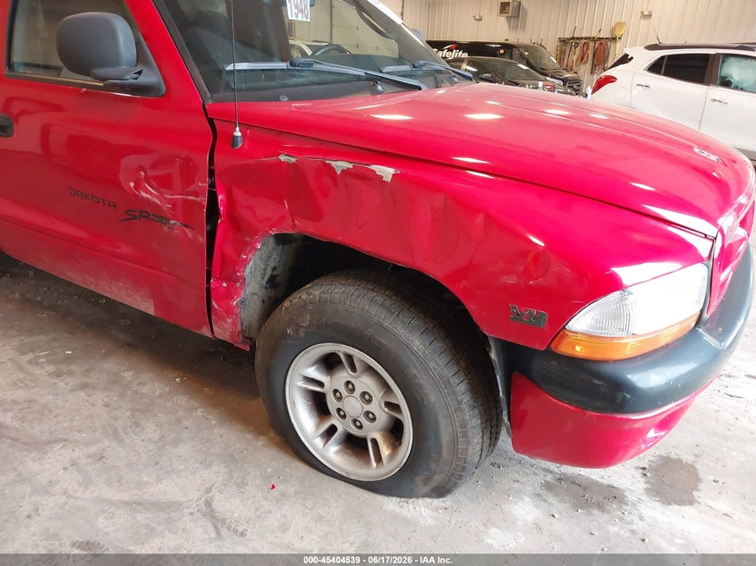 2000 Dodge Dakota VIN 1B7FL26N1YS693953 IAAI salvage auction — SIDE, Clear (Michigan), sold $500 on 2026-07-09 (photo 6)