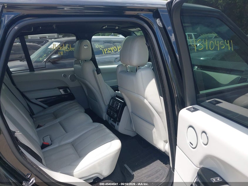 2015 Land rover RANGE ROVER VIN SALGS2TF6FA238774 IAAI salvage auction — NORMAL WEAR, Clear (Indiana), sold $5,475 on 2026-07-08 (photo 8)