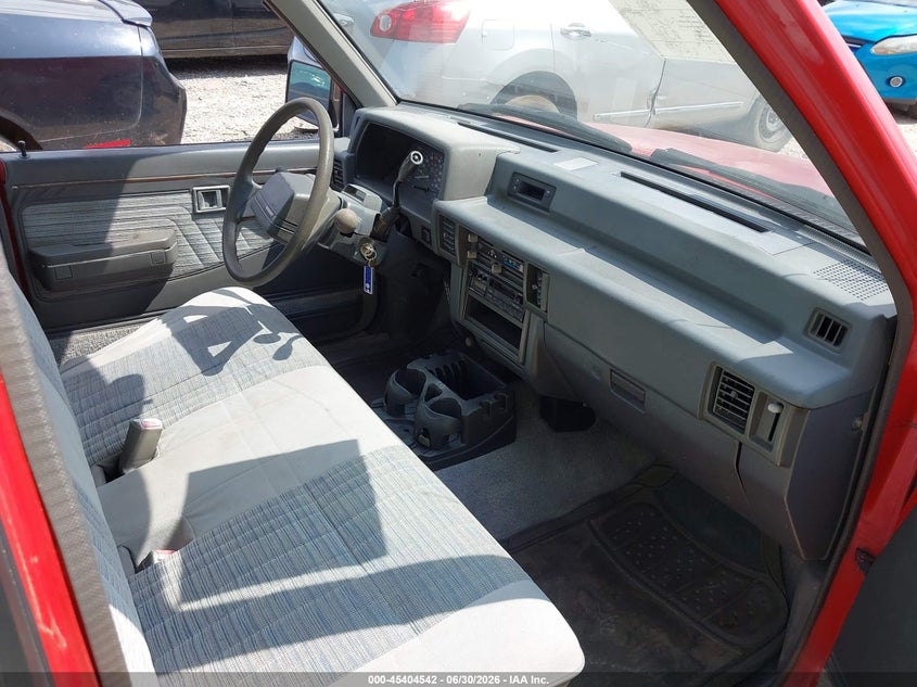 1994 Mitsubishi Mighty max / s VIN JA7LS21G5RP012497 IAAI salvage auction — REPOSSESSION, Clear (North Carolina), sold $1,775 on 2026-07-06 (photo 5)