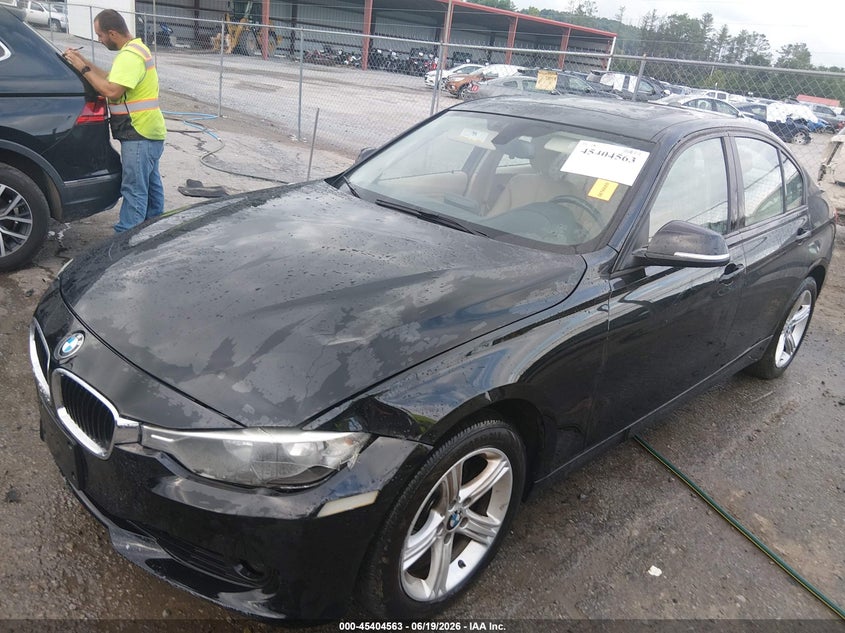 2013 BMW 3er VIN WBA3B5G59DNS03948 IAAI salvage auction — FRONT END, Salvage (West Virginia), sold $1,000 on 2026-07-30 (photo 2)