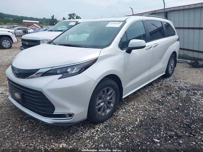 2024 Toyota Sienna VIN 5TDJSKFC9RS136598 IAAI salvage auction — SIDE, Salvage (Arkansas), sold $16,200 on 2026-07-30 (photo 2)
