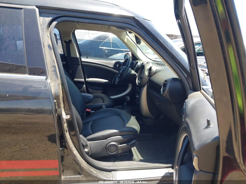 2012 Mini VIN WMWZB3C56CWM06888 IAAI salvage auction — NORMAL WEAR, Restored (Arizona), sold $825 on 2026-07-28 (photo 5)