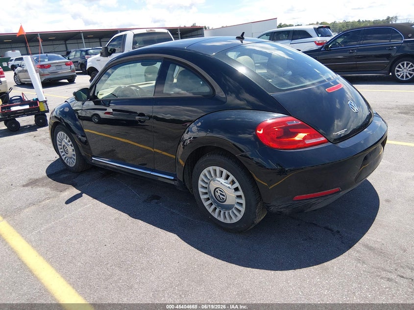 2013 Volkswagen Beetle VIN 3VWJP7AT6DM683517 IAAI salvage auction — NORMAL WEAR, Clear (South Carolina), sold $900 on 2026-07-20 (photo 3)