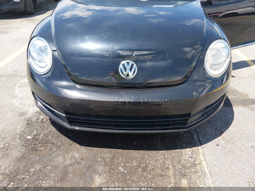 2013 Volkswagen Beetle VIN 3VWJP7AT6DM683517 IAAI salvage auction — NORMAL WEAR, Clear (South Carolina), sold $900 on 2026-07-20 (photo 6)