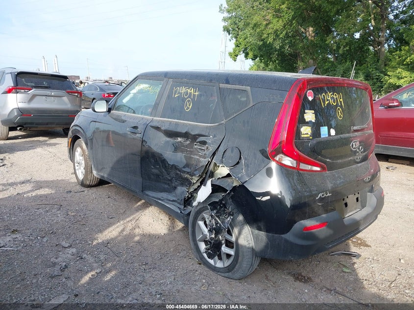 2021 Kia Soul VIN KNDJ23AU6M7124594 IAAI salvage auction — FRONT & REAR, Salvage (Indiana), sold $1,650 on 2026-07-29 (photo 3)