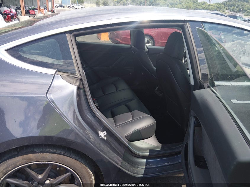 2019 Tesla Model 3 VIN 5YJ3E1EB7KF533319 IAAI salvage auction — LEFT FRONT, Salvage (Illinois), sold $6,350 on 2026-07-24 (photo 8)