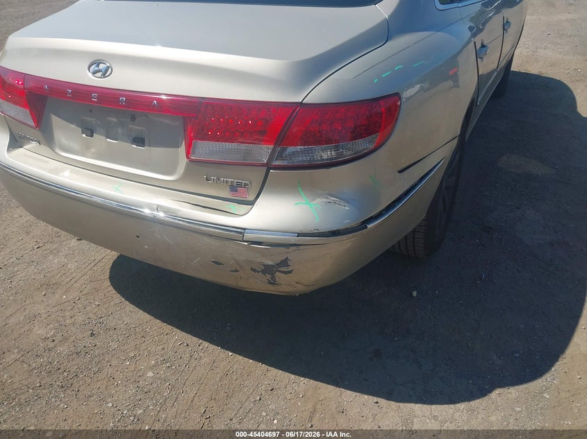 2009 Hyundai Azera VIN KMHFC46F79A381370 IAAI salvage auction — RIGHT REAR, Salvage - Greater Than 75% (Maryland), sold $400 on 2026-07-08 (photo 6)