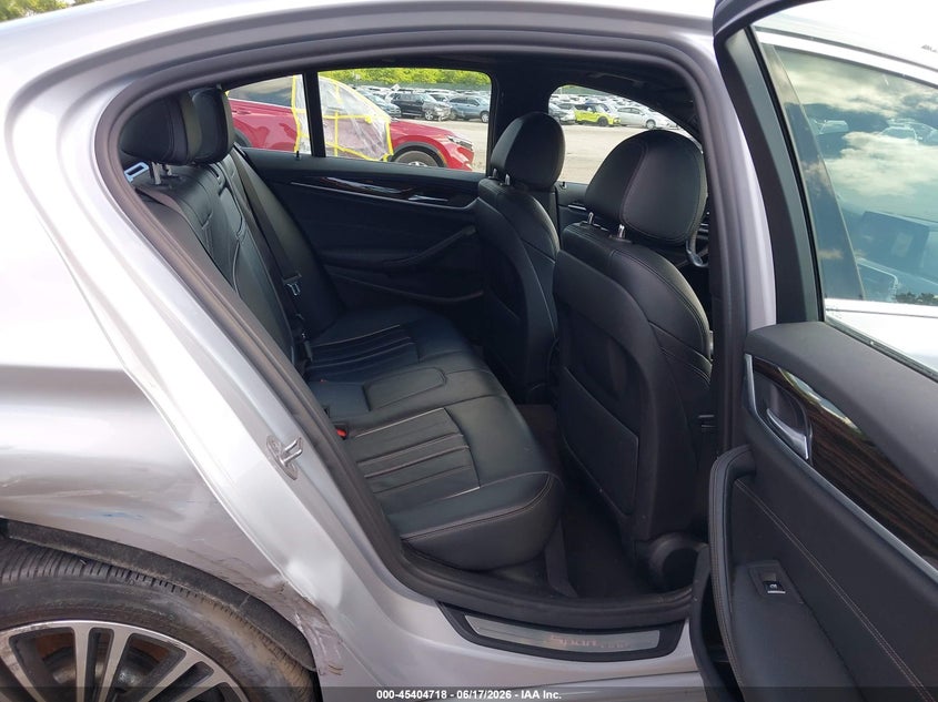 2019 BMW VIN WBAJA7C50KG911213 IAAI salvage auction — SIDE, Salvage Title, sold $6,300 on 2026-07-28 (photo 8)
