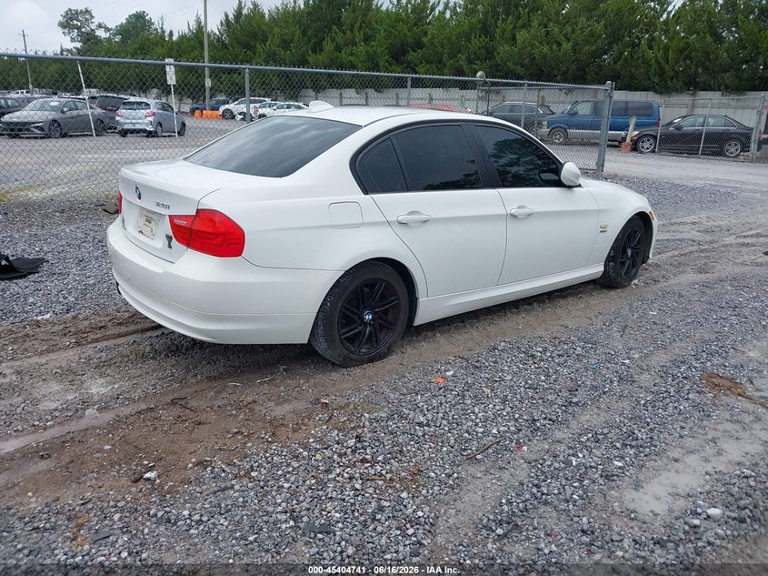 2010 BMW 3 series VIN WBAPK7C50AA459353 IAAI salvage auction — NORMAL WEAR, Clear (Texas), sold $525 on 2026-07-16 (photo 4)